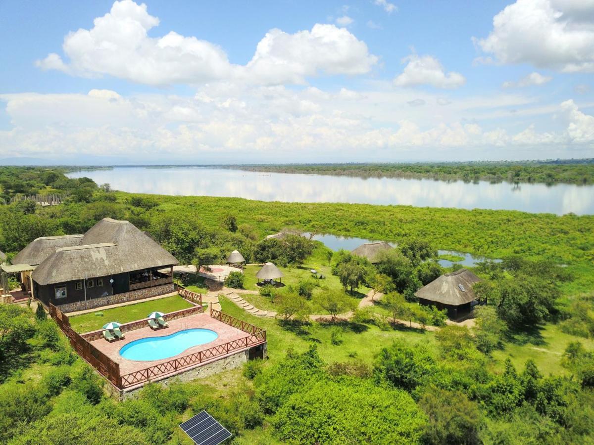 Twiga Safari Lodge Paraa Bagian luar foto