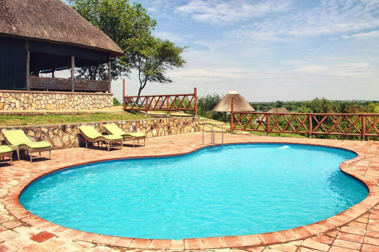 Twiga Safari Lodge Paraa Bagian luar foto
