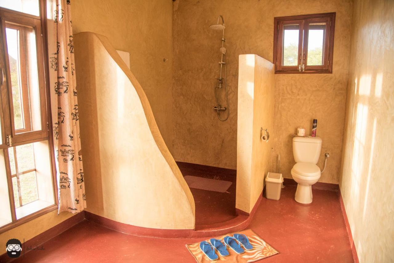 Twiga Safari Lodge Paraa Bagian luar foto